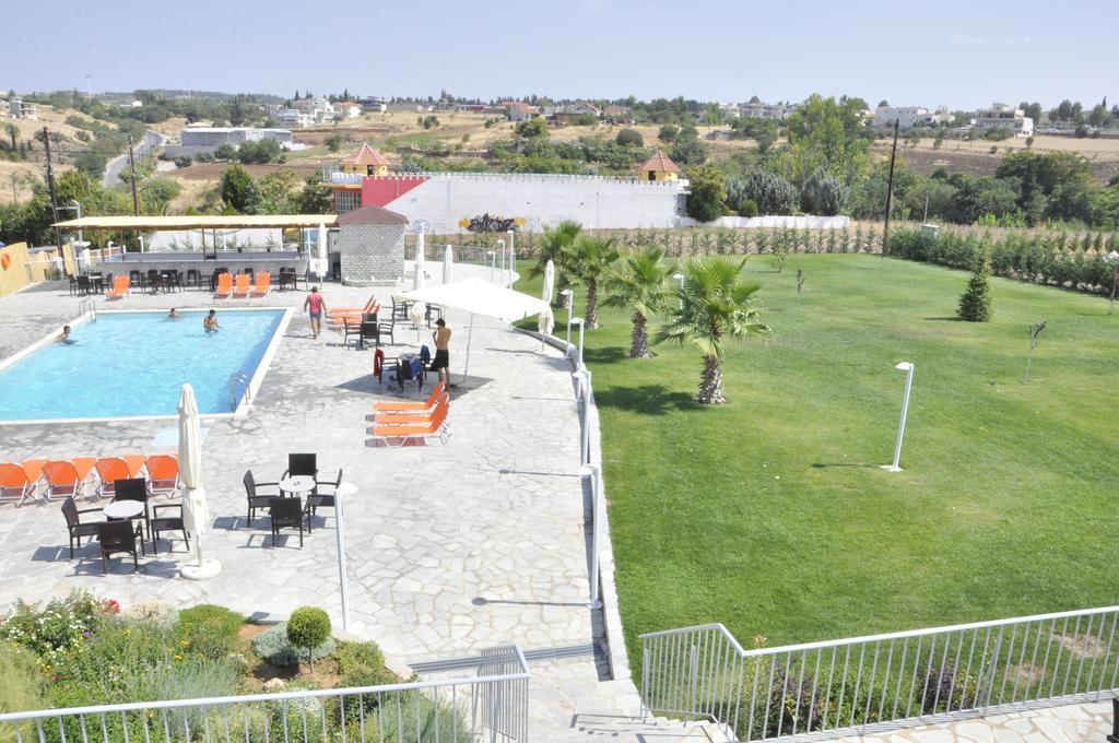 Philoxenia Hotel Thebes Bagian luar foto