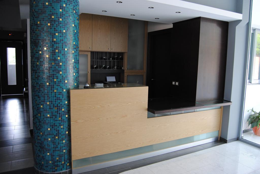 Philoxenia Hotel Thebes Bagian luar foto